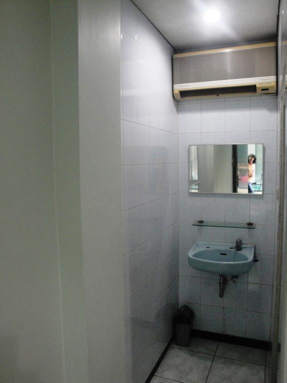 Hotel Trio Surakarta  Room photo